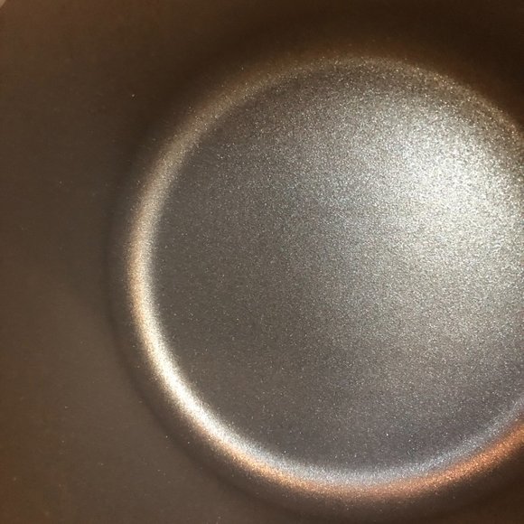 New - Calphalon Classic Non-stick 7-pc Cookware Set (without box) - Picture 13 of 15